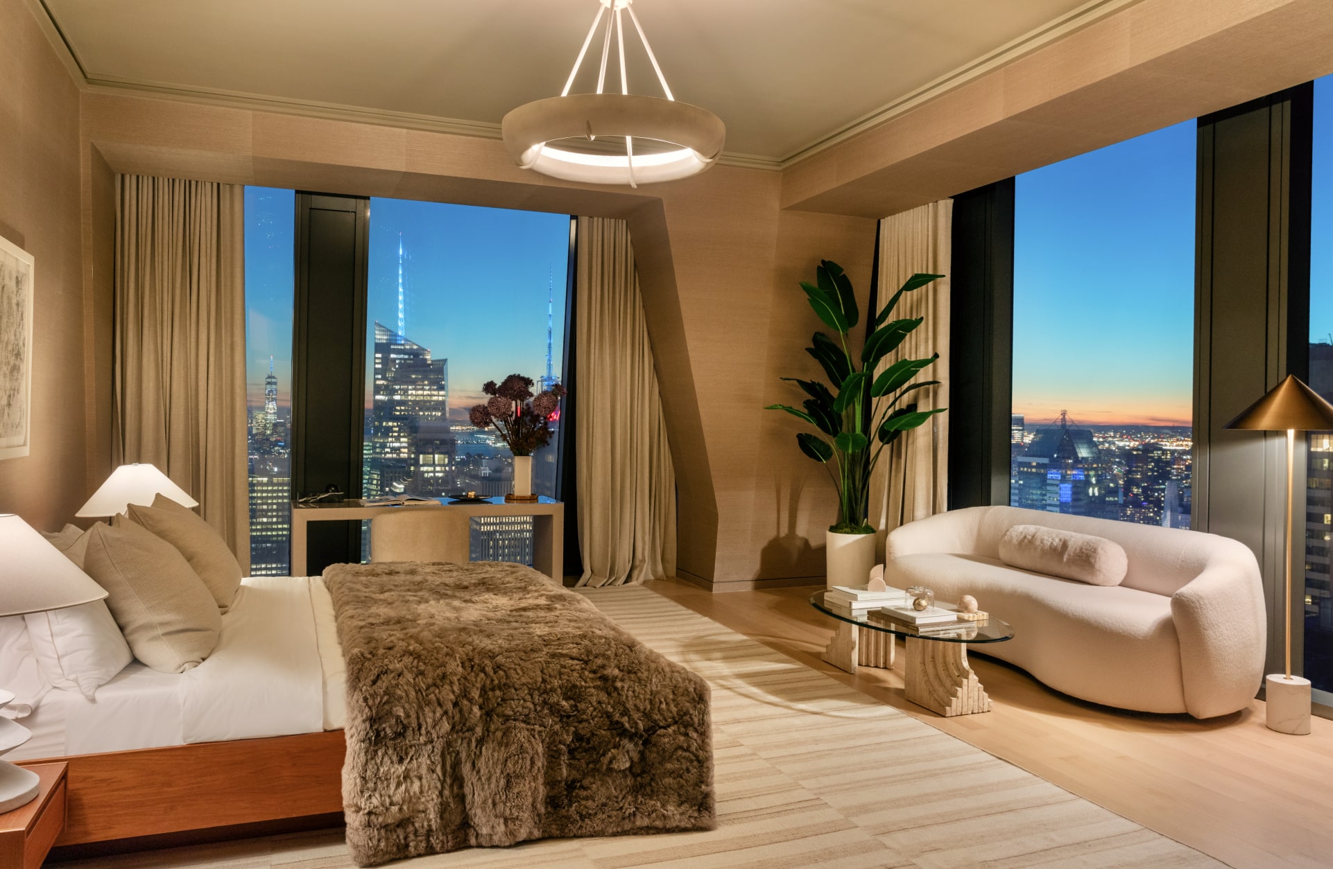 Bedroom in a Manhattan luxury condominium